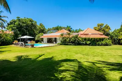 Image de Casa de Campo, belle villa avec piscine à côté du terrain de golf et de la plage / 8 personnes