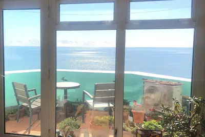 Image de Front de mer, beau balcon, appartement spacieux