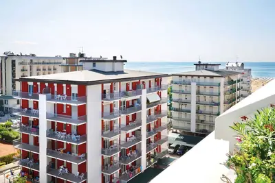 Image de Appartement de vacances avec balcon et climatisation