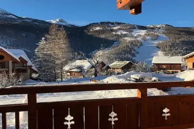 Image de Chantemerle 1350 superbe T3 sud, vue exceptionnelle, grand balcon, garage box