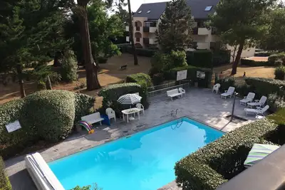 Image de Location dans résidence avec piscine