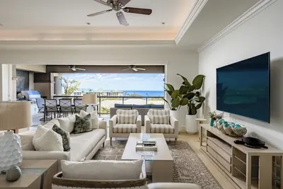 Image de I. P. M PRÉSENTE: Hoolei 69-2. Grandes Vues + Proche De La Piscine! À Partir De 595 $ / Nt