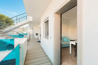 Image de Absolute Suite Apartments