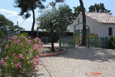 Image de Gite 3 Pieces de 35 M2 et Terrain Pour 2\/3 personnes