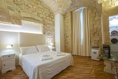 Image de Elégant appartement avec cuisine au coeur de Lecce * Réductions pour de longues périodes *
