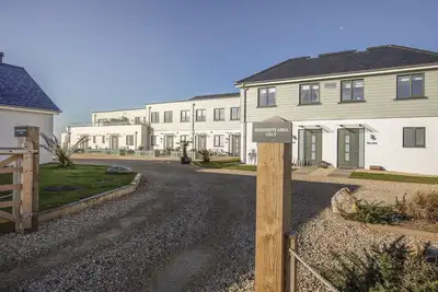 Image de 4 Ocean Reach, les animaux de compagnie, avec un jardin Ă Bolberry, Ref 997460