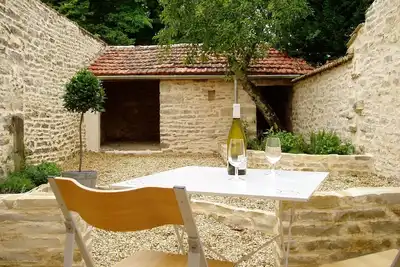 Image de Rénovation contemporaine élégante à Meursault