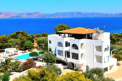 Image de Grande villa de groupe avec piscine, Ă Attica, Marathon, plage de Sesi
