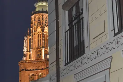 Image de Bienvenue dans le centre-ville de Tolède. Profitez de son histoire.