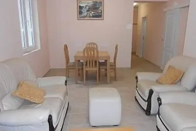 Image de Appartement avec piscine. Incroyable vue pittoresque sur la mer de la baie de Kotor.