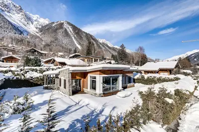 Image de Chalet facing Mont Blanc, 5 minutes walk from the center!