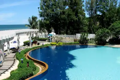 Image de Emplacement centralisé direct à la plage à Hua Hin, entièrement équipée, 2 chambres