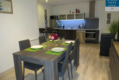 Image de Annecy centre 70 m2 classé 4 **** neuf, parking privatif, prêt de vélos.