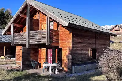 Image de Demi-Chalet tout équipé, vue imprenable! Faites le plein de santé!