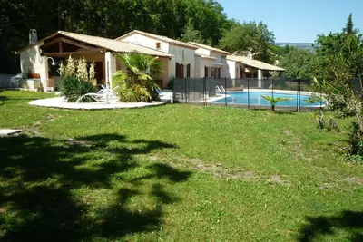 Image de La villa Camille est dans un domaine  boisé, calme et tranquilité assurés