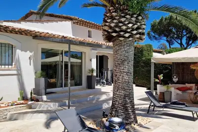 Image de Villa De Charme Avec Piscine A St Anne