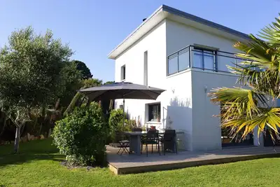 Image de Crozon : Maison moderne proche de la plage de Goulien, classée 3 étoiles