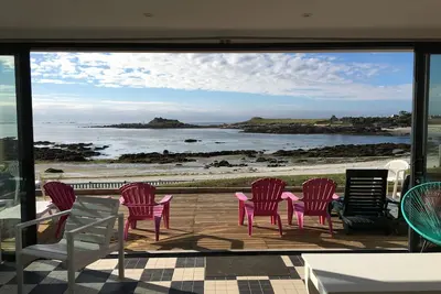 Image de Propriété 'les pieds dans l'eau' à Portsall Wifi Kayaks stand up piano chiens ok