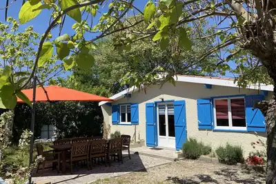 Image de Adorable maison 80m2 au Bord du Lac, Wifi, vélos