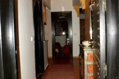 Image de Bel appartement style riad vrai petit bijoux et havre de paix. .