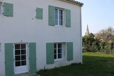 Image de Maison idéale pour famille nombreuse, calme et espace assurés.