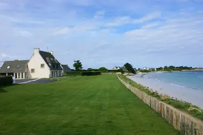 Image de Villa luxueuse, vue imprenable mer, à 10 mètres de la plage, 5 chambres, 10pers