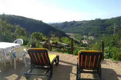 Image de Maison en pierre sur le bord du village tranquille de Bocado, Arganil 7km