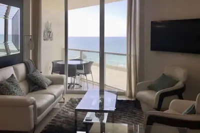 Image de Magnifique condo face à l'océan à Sunny Isles Beach -Licence # Str-00152