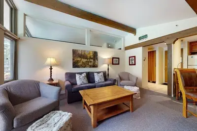 Image de Lichenhearth Condominiums 40: Ski in Ski Out Condo. Accès Hot Tub / Pool gratuit