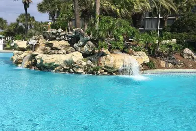 Image de Villa de golf de luxe de Susan avec accès à toutes les commodités Ebr, idéal pour les familles