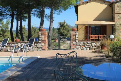 Image de Maison privée et piscine privée avec vues panoramiques à 360 degrés sur l'Ombrie et la Toscane