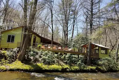 Image de Pebble Creek 23acrs Retraite magique Laurel Fork Stream-Sleep 16 Mariages \/ Réunions