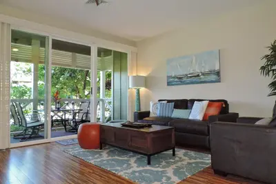 Image de Luxueux condo Princeville calme. Meublé comme résidence secondaire. Piscine Fabuleux!