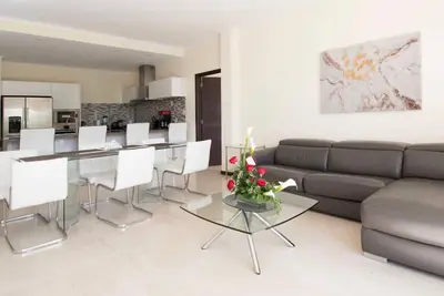 Image de Condo de luxe à trois chambres à LeVent Condominiums, Eagle Beach