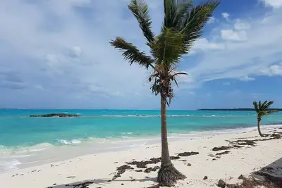 Image de Vues sur le port Elizabeth, Ă 1, 6 km de Georgetown, Exuma