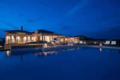 Image de Villa Gold Ă Petrothalassa