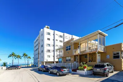 Luxe 3 Brm 2 Story Oceanfront Dans Un BÂTIMENT PRIVÉ!