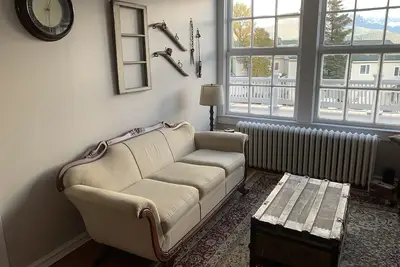 Image de vues! Emplacement! Loft historique 2br / 1ba avec vue-Downtown Telegraph House