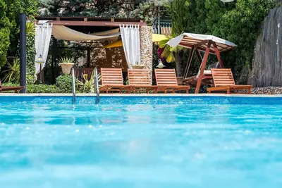 Image de Villa Maria- Maison de vacances de luxe avec piscine et bain à remous