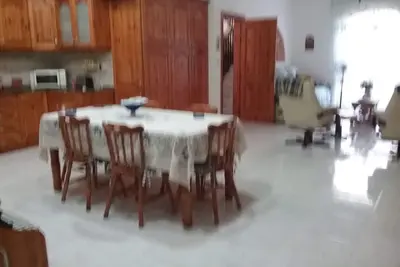 Image de Appartement spacieux de 3 chambres