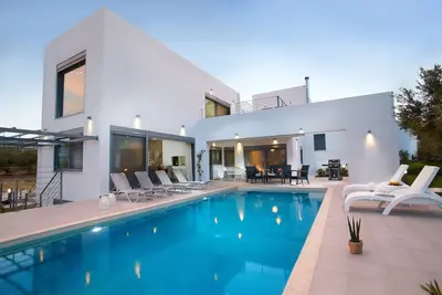 Image de Villa Dimitra est situé dans un bel endroit paisible sur West Crete.