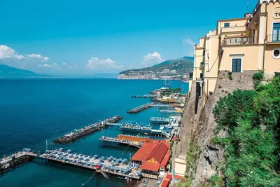 Image de Casa Azul dans le centre de Sorrente, avec 2 chambres peut accueillir 4 personnes