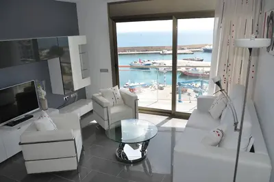 Image de Le nouvel appartement, Casa Cleo, a une vue frontale sur la mer Ă couper le souffle.