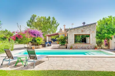 Image de Porxet Au cœur de l'île, une oasis de paix avec une piscine pour 6 personnes