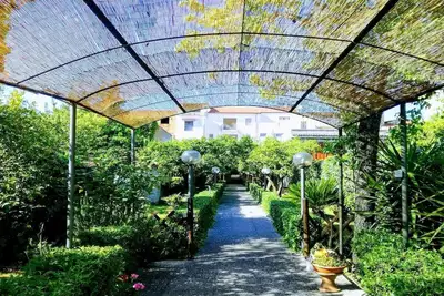 Image de Residenza Caserta Sud - Appartement avec jardin
