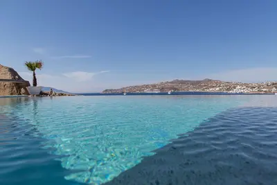 Image de Carmen 1, Ă Mykonos, avec vue sur la mer, piscine, 4 chambres, peut accueillir jusqu'Ă 8 personnes