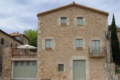 Image de Superbe ferme catalane du XVIIIe siècle récemment restaurée avec de superbes vues