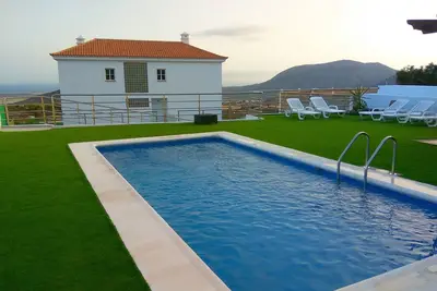 Image de Casa Zoe, villa de luxe avec vue sur la mer