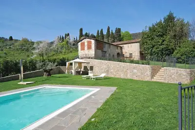 Image de Villa à Vicopelago avec 6 chambres à coucher, 10 couchages