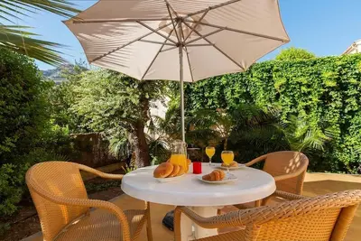 Image de Appartement de vacances à la plage 250 m, piscine communautaire 280 m, Wifi, terrasse
